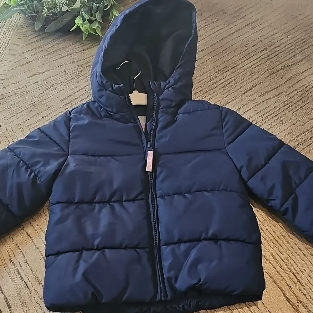 Place navy hooded